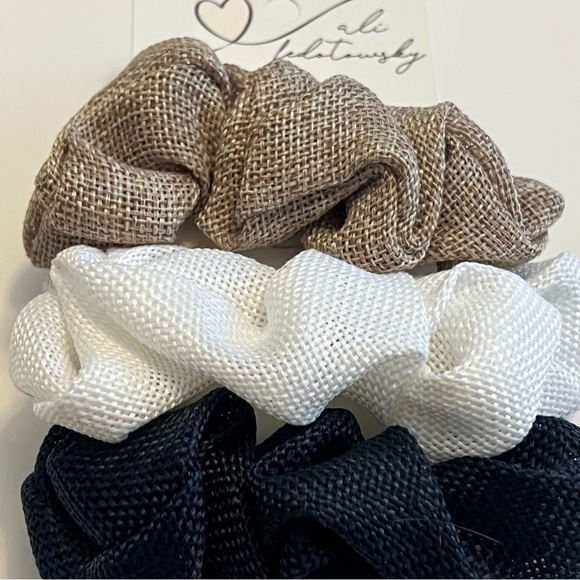 5:$20 Scunci 3pc Burlap Scrunchies - Picture 2 of 3